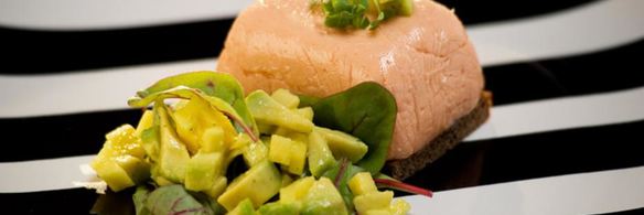 суфле из лосося с цитрусовым салатом