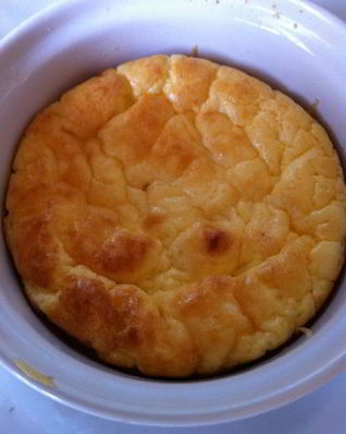 Суфле из мягкого сыра Альметте с травами