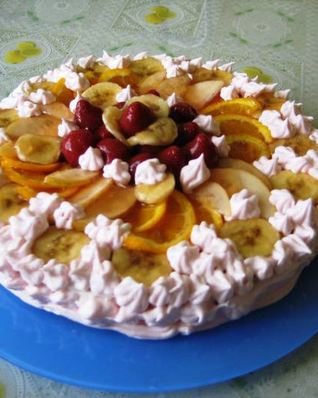 Торт-суфле с фруктами