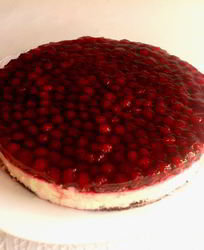 Торт-суфле с вишней