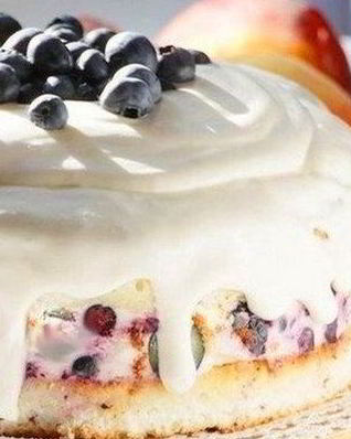 Торт-суфле творожный с ягодами