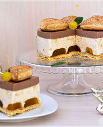 Яблочно-шоколадный торт-суфле