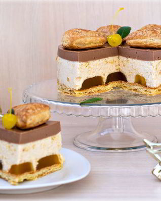 Яблочно-шоколадный торт-суфле