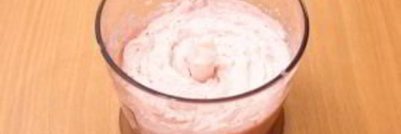 творожный десерт с шоколадом и черешней