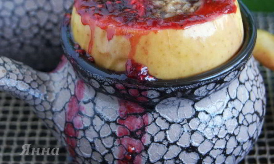 Рецепт вардавара — запеченного яблока с орехами