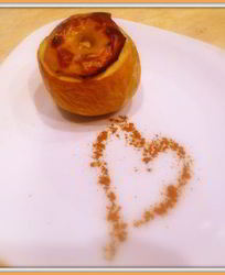 Яблоко, запеченное с творожком