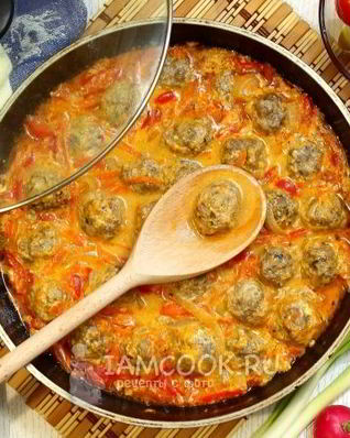 Фрикадельки с подливкой