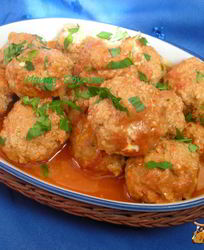 Фрикадельки в томатном соусе