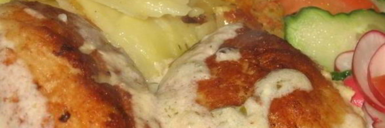 Рыбные фрикадельки в сметанном соусе