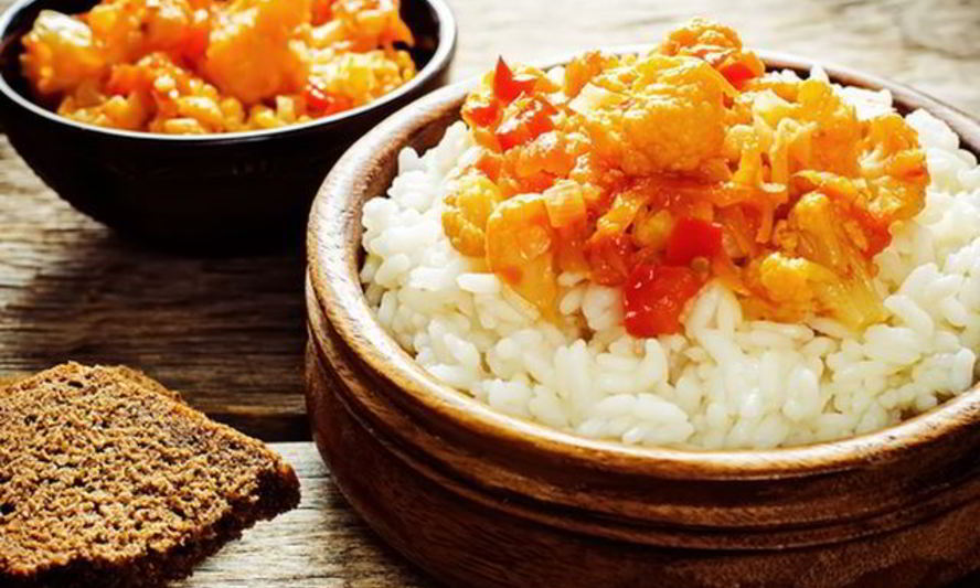 Рецепт ароматного риса с курицей карри