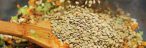 чечевица с овощами