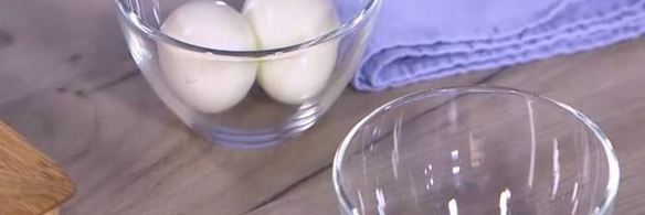 чечевица с тушеными овощами и яйцами в специях