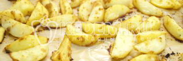 картофель дольками в духовке