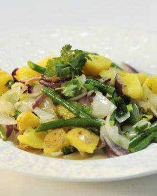 Картофель по-домашнему с луком