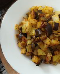 Картофель с баклажаном в духовке