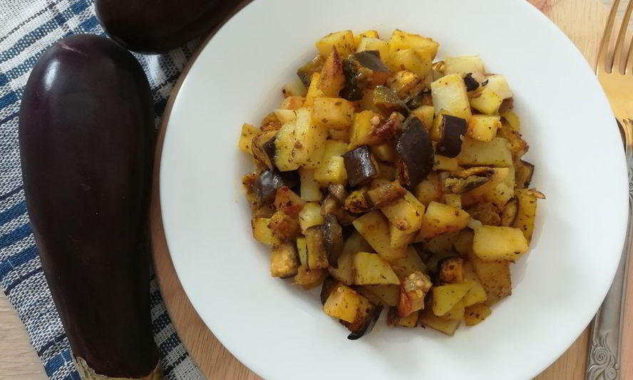 Рецепт картофеля с баклажаном в духовке