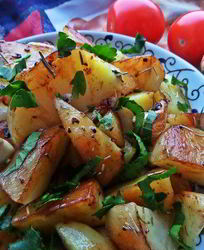 Картофель с чесноком