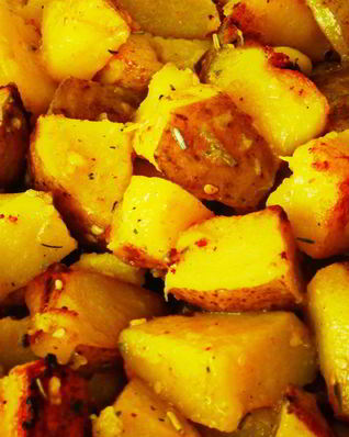 Картофель с розмарином и чесноком