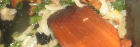 картофель с руколой и лисичками