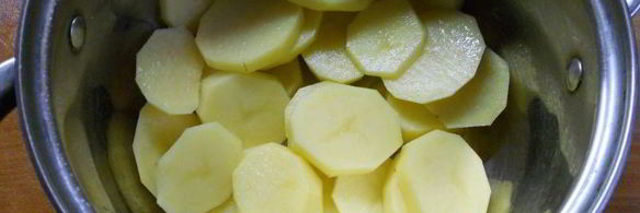 картофель с рыбой в молочном соусе