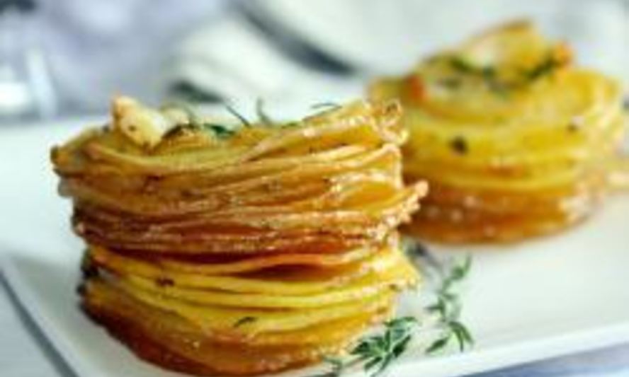 Рецепт картофеля запеченного в формочках для кексов