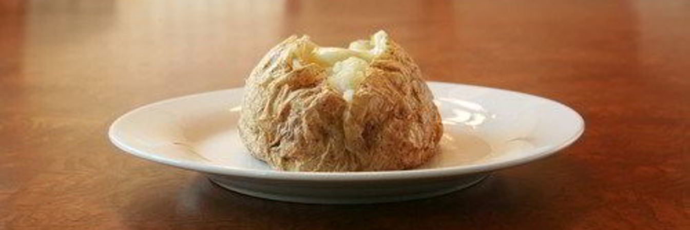 Печеный картофель с чесноком