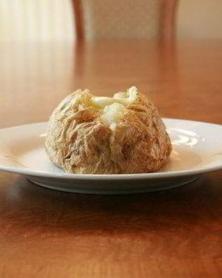 Печеный картофель с чесноком