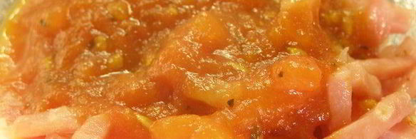 рис на зеленом чае с ветчиной и томатами