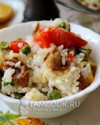 Рис с грибами и овощами