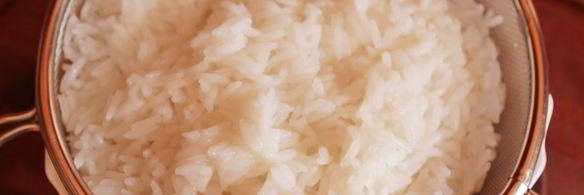 рис с крабовыми палочками