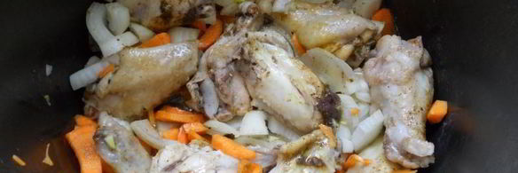 рис с куриными крылышками в мультиварке