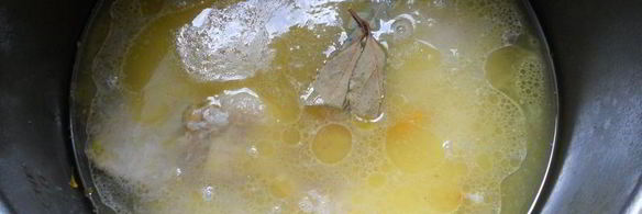 рис с куриными крылышками в мультиварке