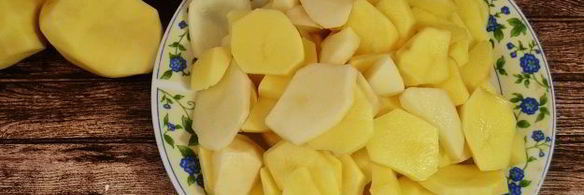 жареная картошка с курицей в мультиварке