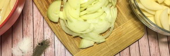 жареная картошка с луком