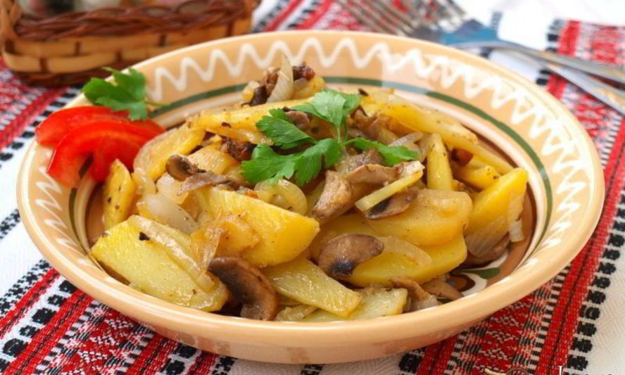 Рецепт жареного картофеля с шампиньонами