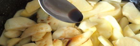 жареный картофель с шампиньонами