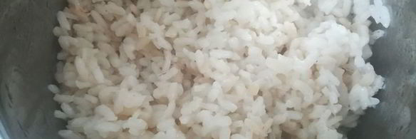 жареный рис с овощами