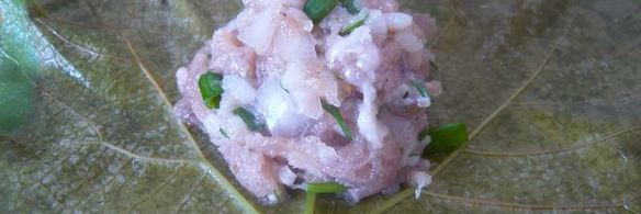 долма из свежих виноградных листьев