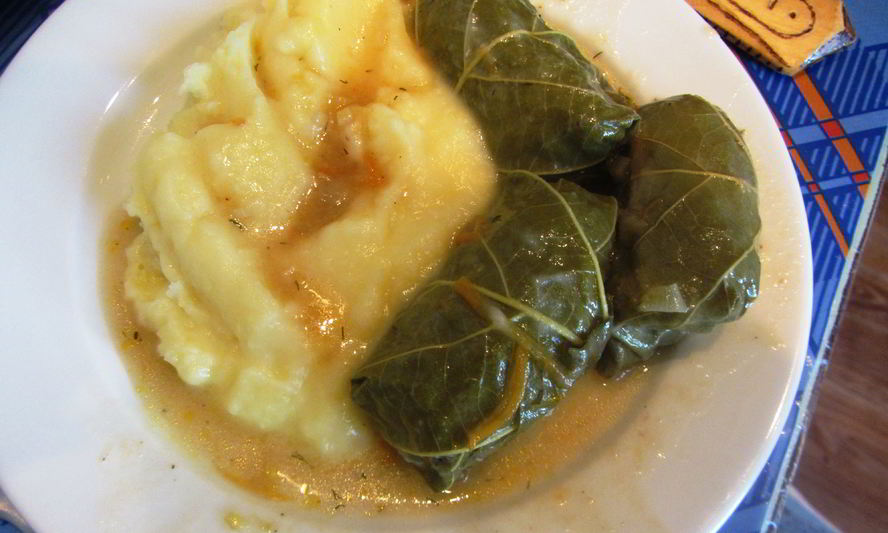 Рецепт фаршированных виноградных листьев