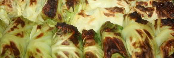 голубцы с индюшатиной, запеченные в сметанном соусе