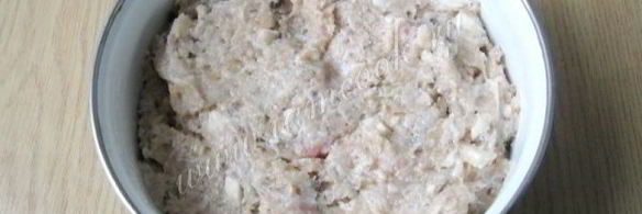 голубцы с курицей, свиной грудинкой и грибами