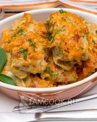 Голубцы в томатно-сметанном соусе в духовке