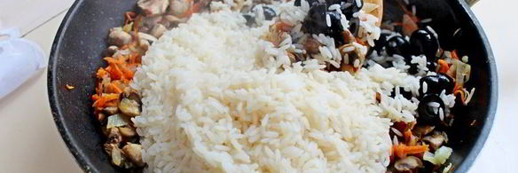 постные голубцы с рисом и грибами