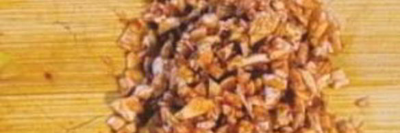 фаршированные грибы с оливками и орехами