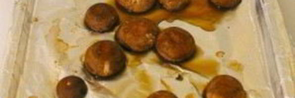 фаршированные грибы с оливками и орехами