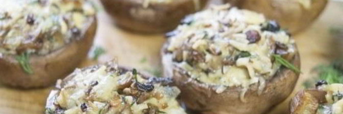 Фаршированные шампиньоны с сыром и зеленью