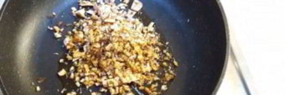 грибы, фаршированные орехами и сыром