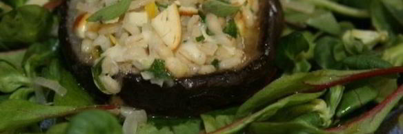 грибы, фаршированные перловкой