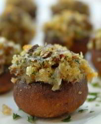 Грибы фаршированные в микроволновке