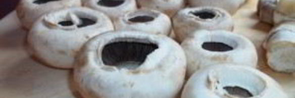 грибы под сыром в духовке